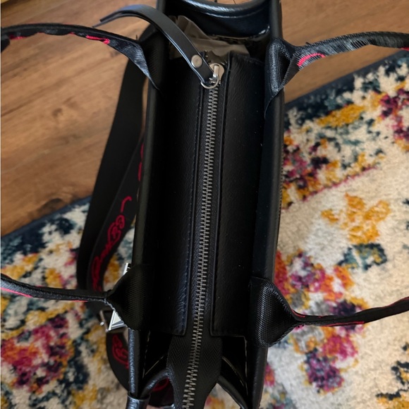 NWT Ed Hardy Bundle Tote & Perfume - Picture 10 of 16